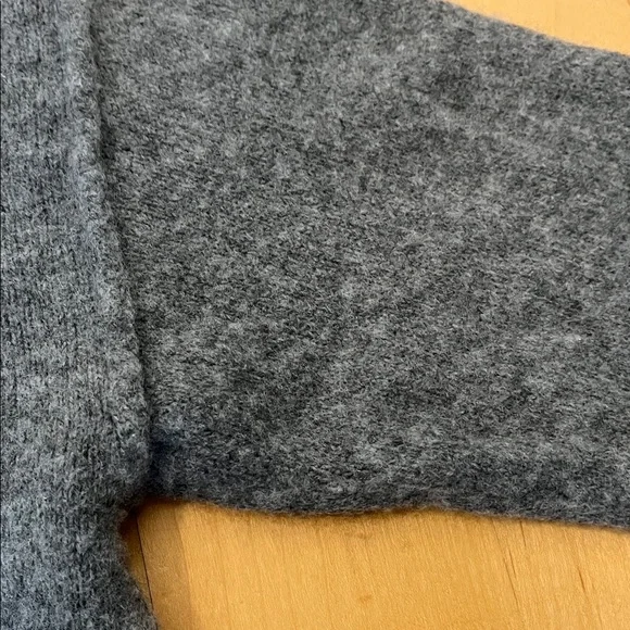 alo Cashmere Wool Hoodie - Picture 11 of 15